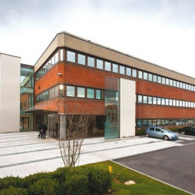 Serviced office centre to lease in Knutsford. Click for details.