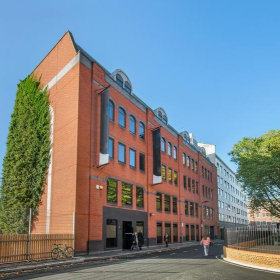 Office accomodations to let in London. Click for details.