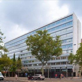 Executive suite to rent in Madrid. Click for details.