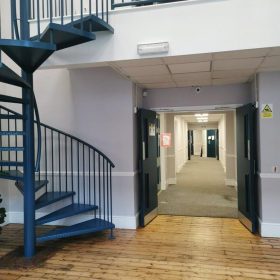 Office space to let in London. Click for details.