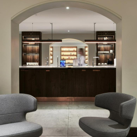 27 Clement’s Lane, Monument. Click for details.