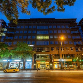 Budapest office space. Click for details.
