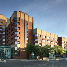 Office accomodations to lease in Leeds. Click for details.