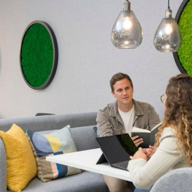 One Canada Square office accomodations. Click for details.