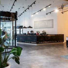 Rotterdam executive office. Click for details.