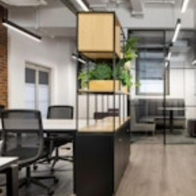 Image of London executive suite. Click for details.