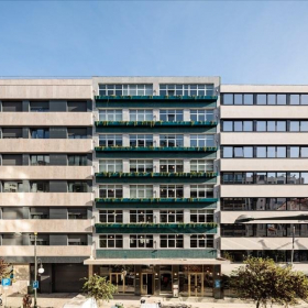 Exterior image of Rua Mouzinho da Silveira, 32. Click for details.