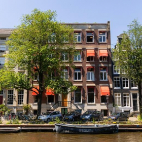 Offices at Singel 126. Click for details.