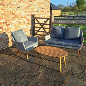 Office space to hire in Stroud. Click for details.