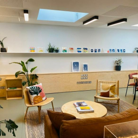 London executive office. Click for details.