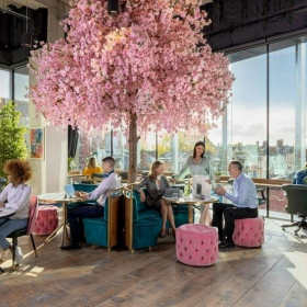 Richmond Street South, The Lennox Building. Click for details.