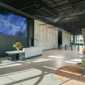 Torre Oriente, C. de Méndez Álvaro, 61, Arganzuela executive offices. Click for details.