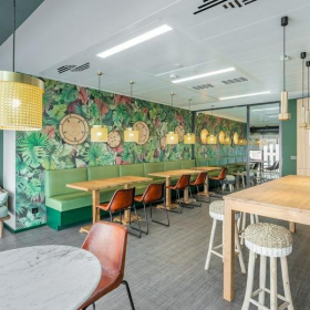 Interior of Avinguda Diagonal 532. Click for details.