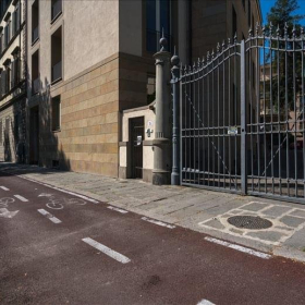 Office accomodation to rent in Florence. Click for details.