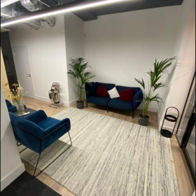 Serviced office in London. Click for details.