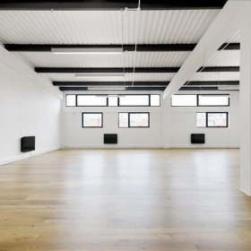 Serviced office centre to hire in London. Click for details.