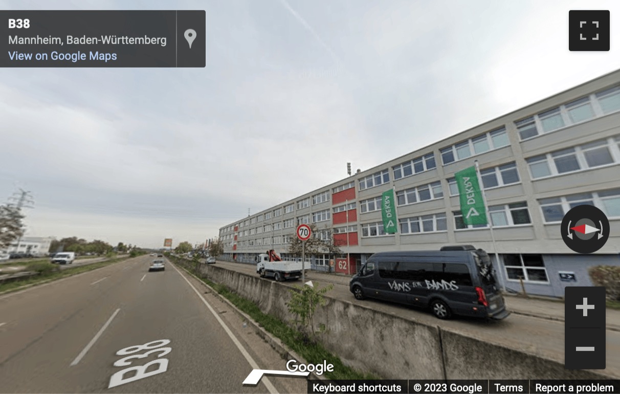Street View image of Weinheimer Straße 62, 64, Mannheim, Baden Wurttemberg
