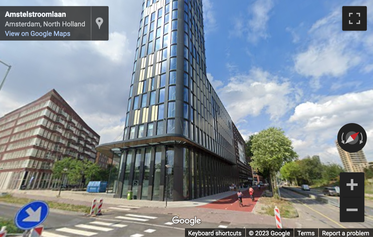 Street View image of Omval, Amsterdam, North Holland