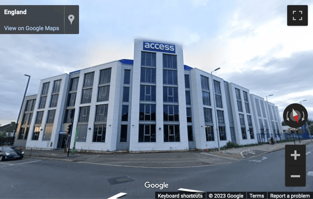 Street View image of 893 Great West Road, Brentford, Hounslow