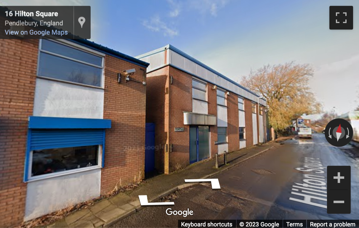 Street View image of 16 Hilton Square, Pendlebury, Manchester