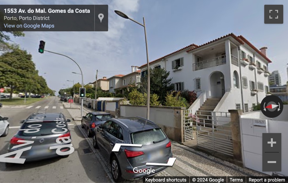 Street View image of Avenida Marechal Gomes Da Costa, 1551, Porto