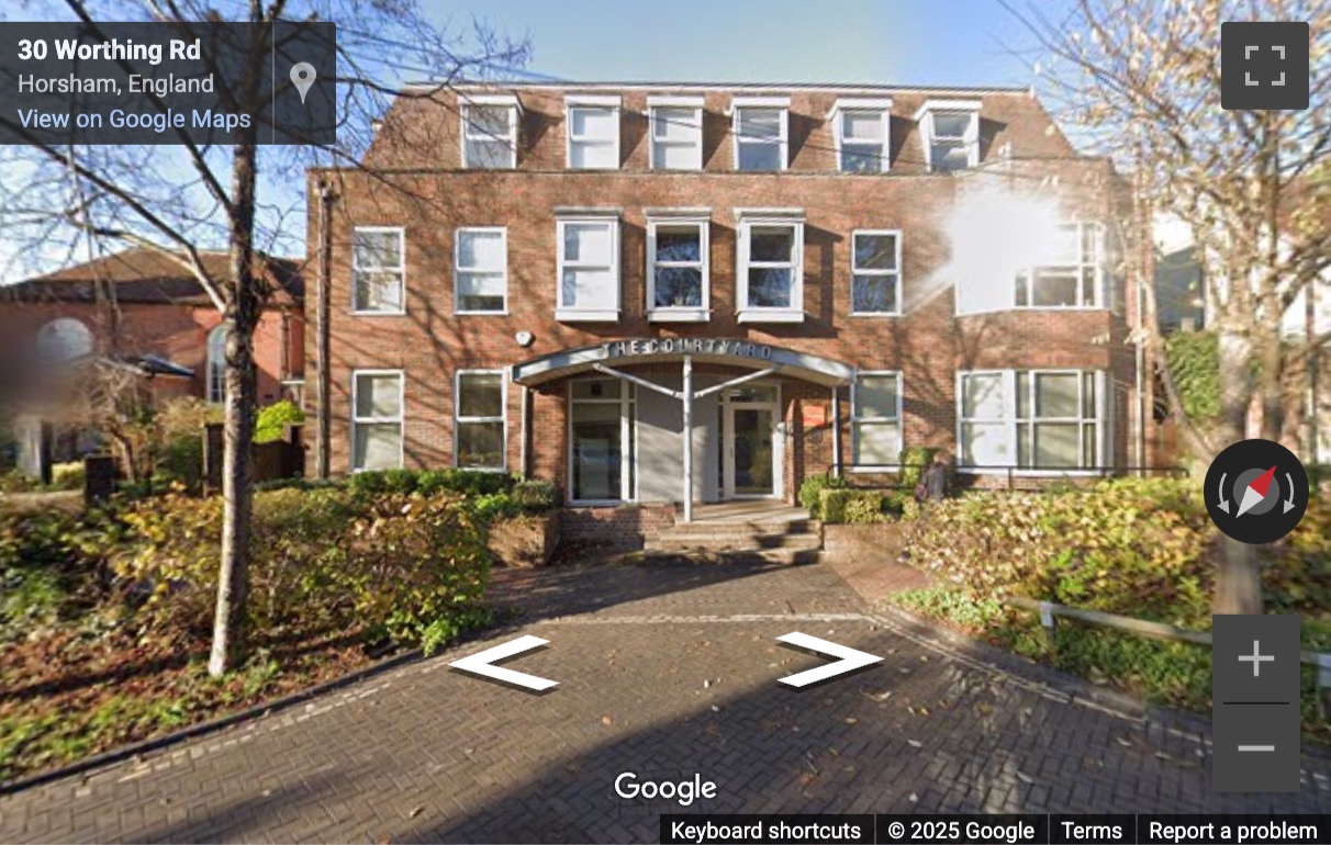 Street View image of 30 The Courtyard, Worthing Road, Horsham, RH12 1SL, West Sussex