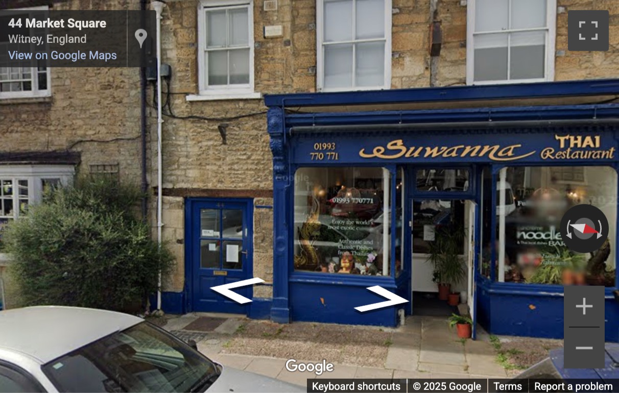Street View image of 44, Market Square, Witney, Oxfordshire