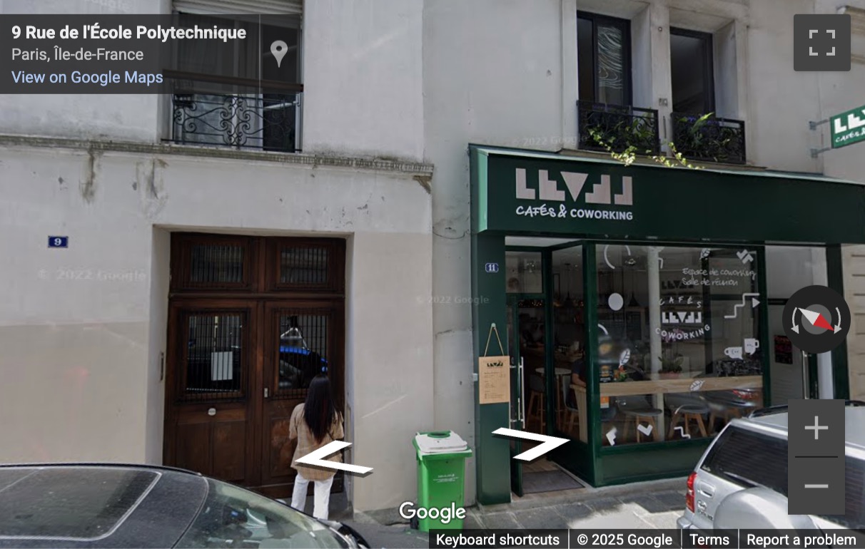 Street View image of 11, Rue de l’École Polytechnique, Paris