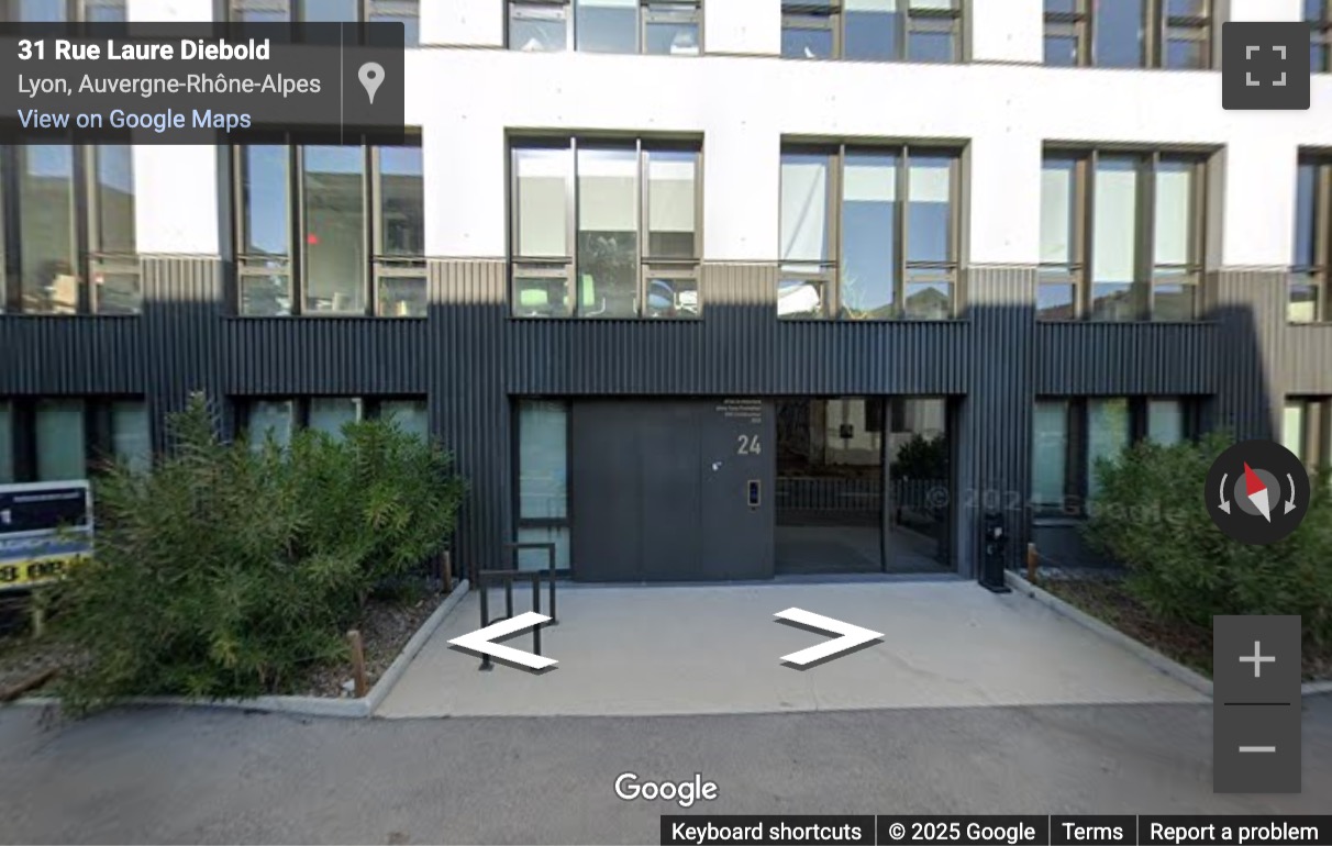 Street View image of 24, Rue Laure Diebold, Lyon