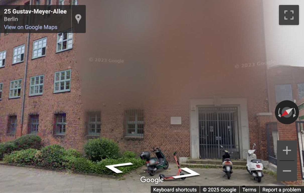 Street View image of Gustav-Meyer-Allee 25, Gebäude 10, Aufgang 2, Berlin, Brandenburg