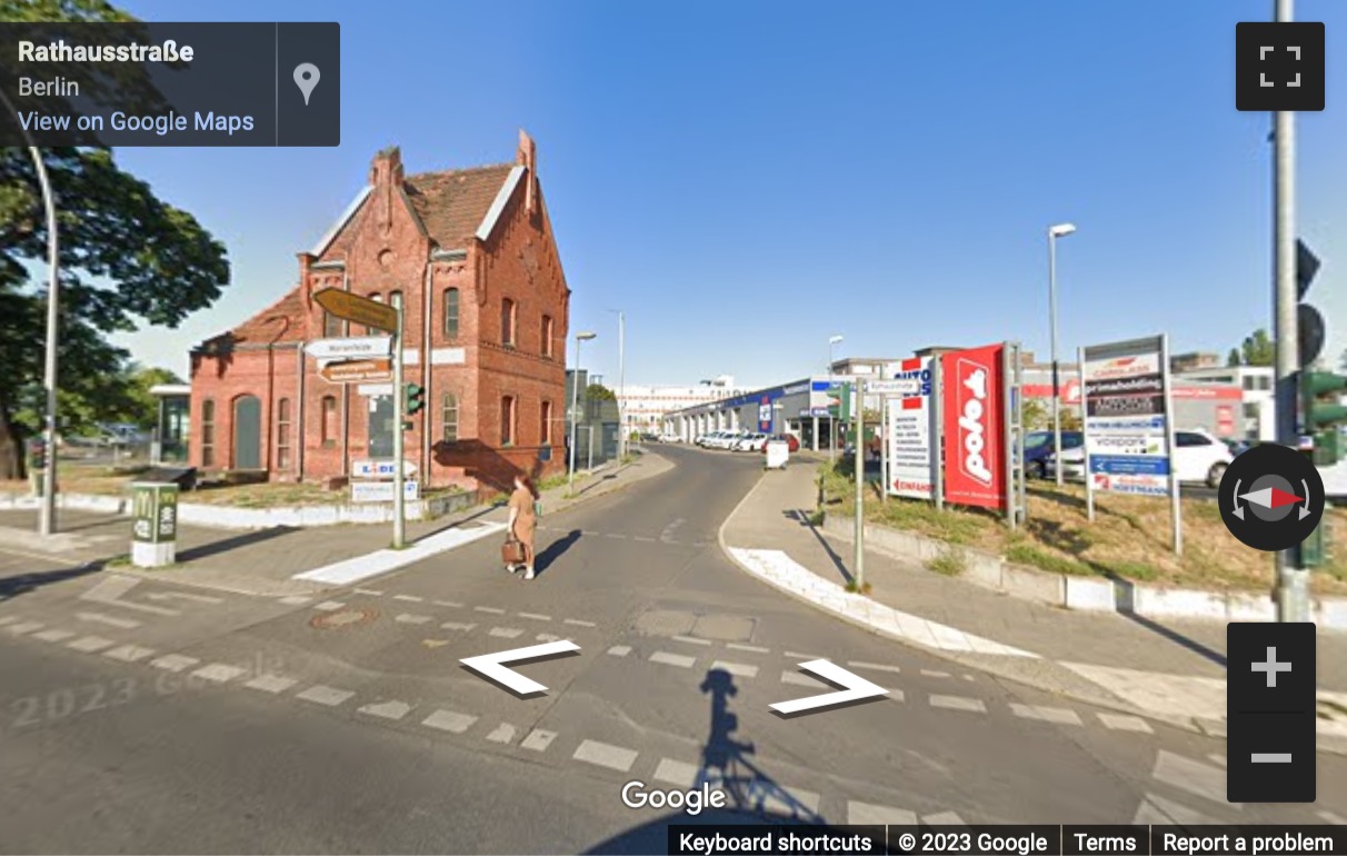 Street View image of Tempelhof, Großbeerenstraße 2-10, Berlin, Brandenburg, Germany